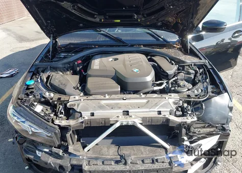 2025 BMW 330I z USA, uszkodzony, nr VIN 3MW69CW01S8F33859